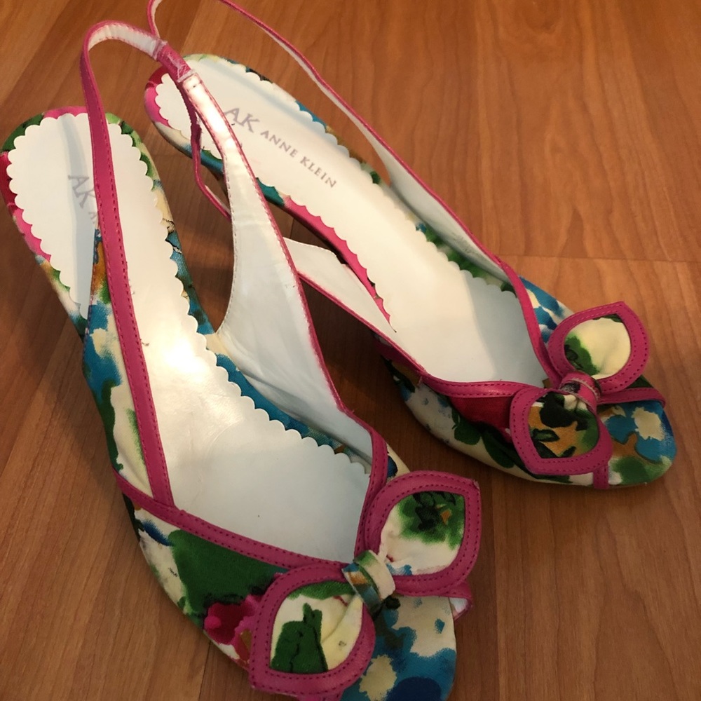 Ann Klein slingback high heel shoes